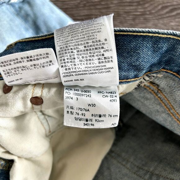 Levi’s Original 501 Button-Fly Cutoff Jean Shorts Distressed W30 Modern Vintage - Picture 5 of 5